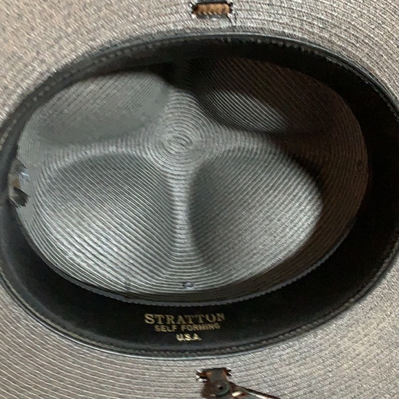 Vintage Hat - Picture 5 of 9